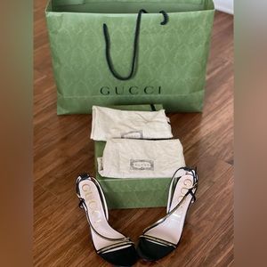 Like new! Gucci dressy sandals size 38